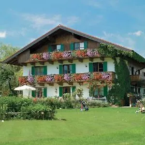 Gasthof Gästehaus Bauer Am Golfplatz