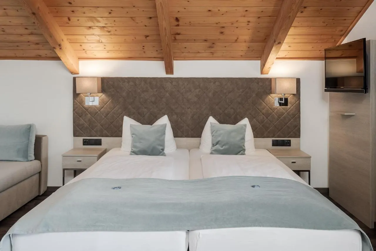 Hotel Garni Moewe Am See Prien am Chiemsee