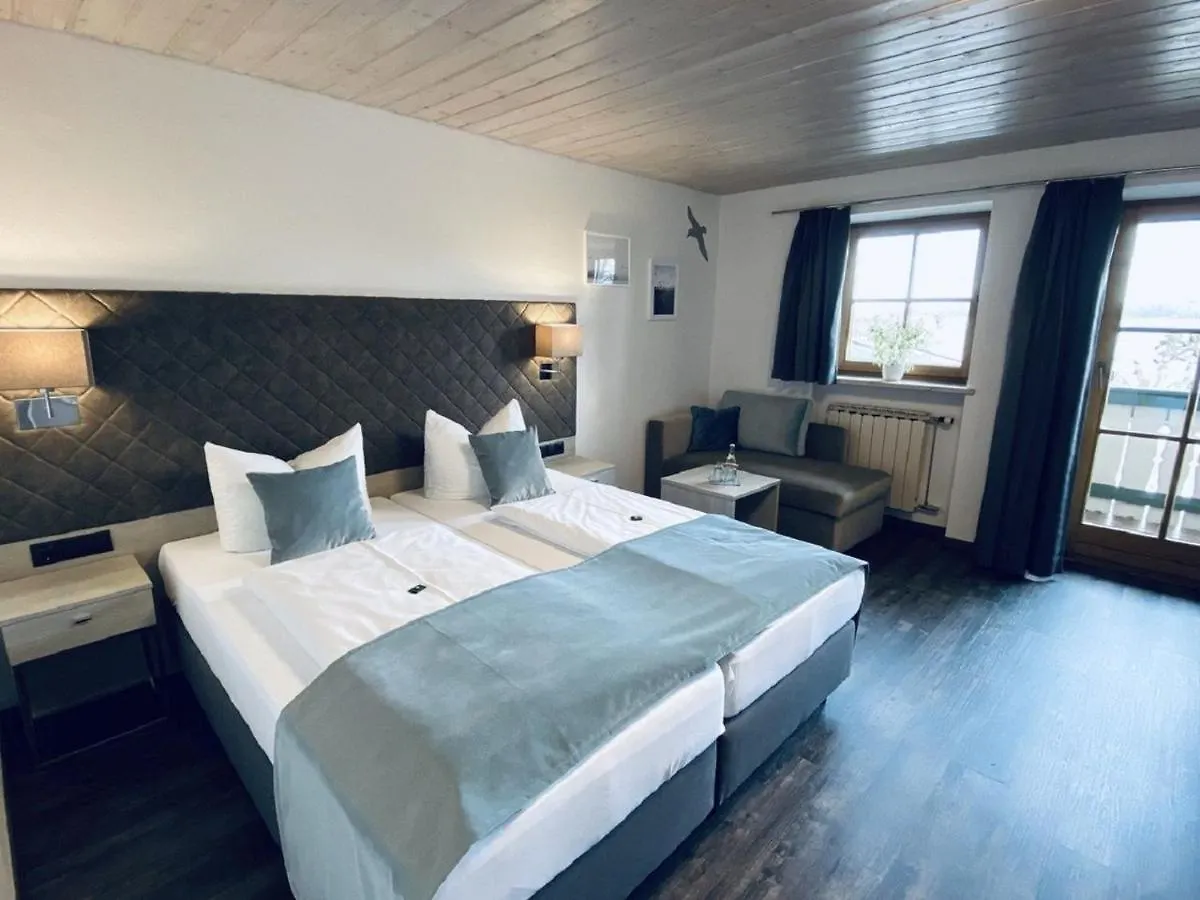 Hotel Garni Moewe Am See Prien am Chiemsee
